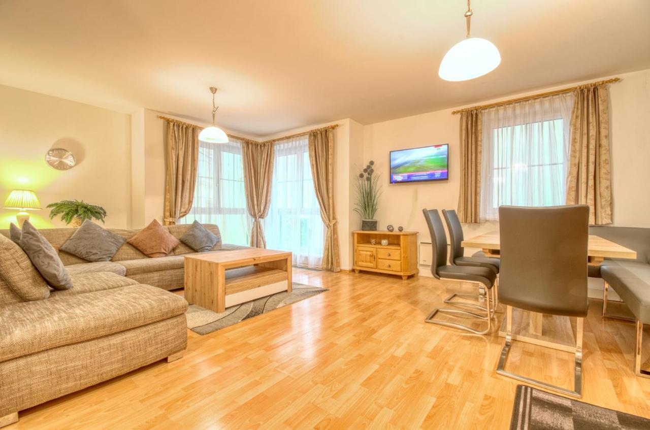 Zeller City Apt Aydin - By Alpen Apartments Zell am See Exterior foto